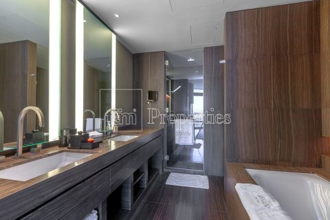 Apartment in Downtown Dubai (Downtown Burj Dubai), Dubai 1 bedroom, 97.6 sq.m. № 113552 - photo 13