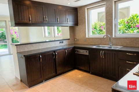 فيلا في Jumeirah Park, دبي 3 غرف نوم, 680 م² رقم 113551 - صورة 6