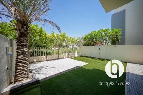 Villa en Dubai Hills Estate, Dubai, 3 dormitorios, 209 m², № 111229 - foto 13