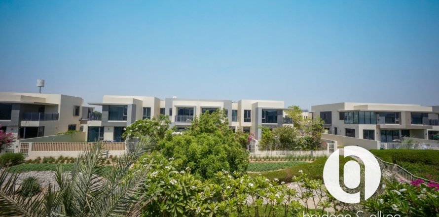 Villa en Dubai Hills Estate, Dubai, 3 dormitorios, 209 m², № 111229