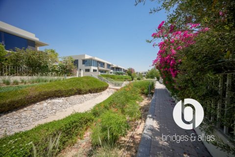 Villa en Dubai Hills Estate, Dubai, 3 dormitorios, 209 m², № 111229 - foto 16
