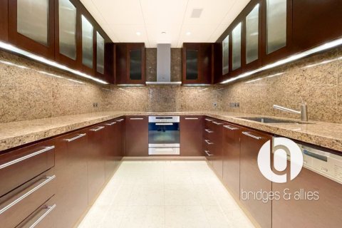 Apartamento en Downtown Dubai (Downtown Burj Dubai), Dubai, 2 dormitorios, 165 m², № 111227 - foto 3