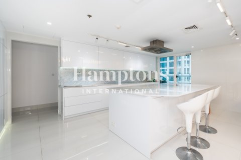 Apartamento en Emirates Crown, Dubai Marina, Dubai, 3 dormitorios, 360.46364000 m², № 111224 - foto 10
