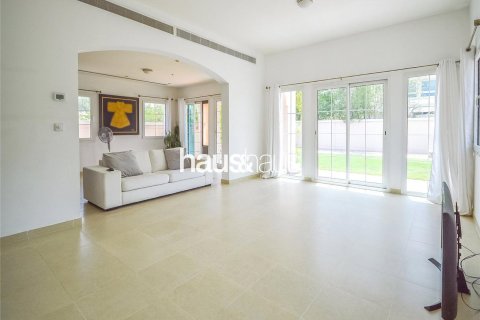 Villa à Jumeirah Village Triangle, Dubai, 2 chambres, 250 m², № 44530 - photo 12
