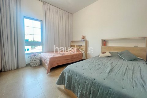 Villa à Jumeirah Village Triangle, Dubai, 2 chambres, 250 m², № 44530 - photo 7