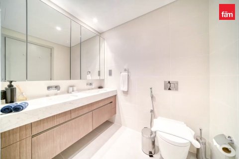 Apartment in Dubai Harbour, Dubai 2 bedrooms, 122.9 sq.m. № 141799 - photo 14