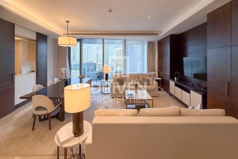 Apartment in The Address Sky View Towers, Downtown Dubai (Downtown Burj Dubai), Dubai 3 bedrooms, 188 sq.m. № 86605 - photo 17