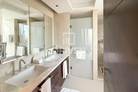 Apartment in The Address Sky View Towers, Downtown Dubai (Downtown Burj Dubai), Dubai 3 bedrooms, 188 sq.m. № 86605 - photo 20