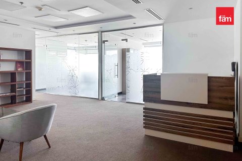 Bureau à Dubai, 115.7 m², № 58337 - photo 9