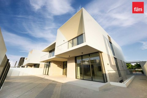 Villa in Dubai Hills Estate, Dubai 5 bedrooms, 1049 sq.m. № 71739 - photo 20