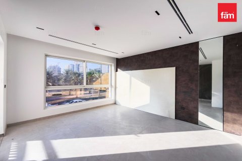 Townhouse in Dubai 4 bedrooms, 155 sq.m. № 71740 - photo 11