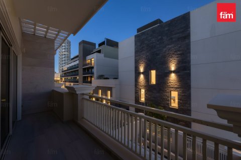 Townhouse in Dubai 4 bedrooms, 155 sq.m. № 71740 - photo 5