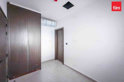 Townhouse in Dubai 4 bedrooms, 155 sq.m. № 71740 - photo 18