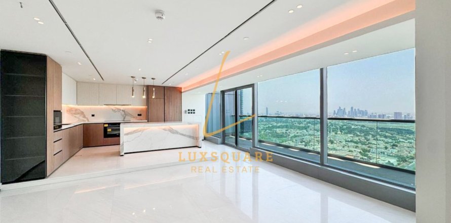 Ático en Dubai, 3 dormitorios, 536 m², № 134485