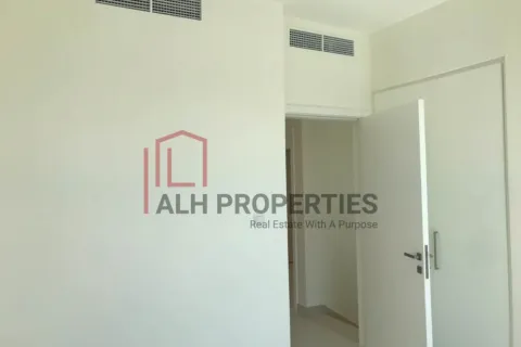 Villa in Dubai South (Dubai World Central), Dubai 3 bedrooms, 163 sq.m. № 92748 - photo 26