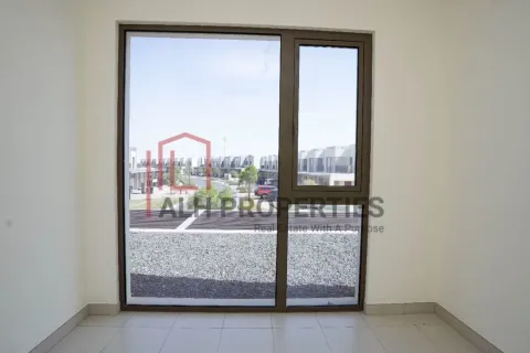Villa in Dubai South (Dubai World Central), Dubai 3 bedrooms, 163 sq.m. № 92748 - photo 15