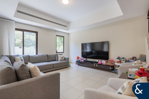 Купить виллу в Mira, Рим, Дубай: 4 спальни, 309м², № 98492 - фото 3