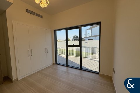 Купить виллу в DAMAC Hills (Akoya by DAMAC), Дубай: 4 спальни, 210м², № 98490 - фото 8