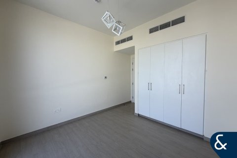 Villa in EMAAR South, Dubai South (Dubai World Central), Dubai 4 bedrooms, 395 sq.m. № 98503 - photo 10