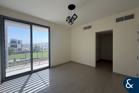 Villa in EMAAR South, Dubai South (Dubai World Central), Dubai 4 bedrooms, 395 sq.m. № 98503 - photo 11