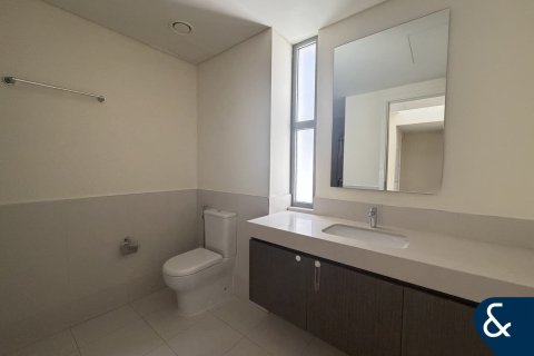 Villa in EMAAR South, Dubai South (Dubai World Central), Dubai 4 bedrooms, 395 sq.m. № 98503 - photo 6