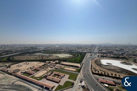 Купить квартиру в Churchill Towers, Бизнес-Бэй, Дубай: 2 спальни, 137м², № 98489 - фото 1