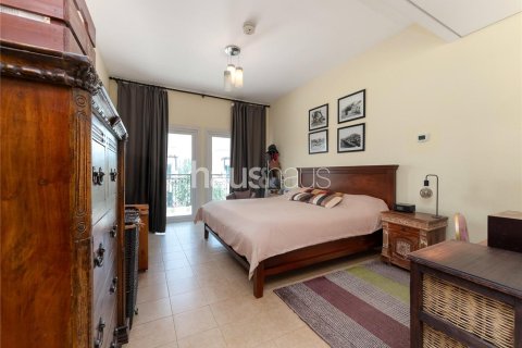 Villa in Jumeirah Village Triangle, Dubai 3 bedrooms, 279 sq.m. № 43422 - photo 26