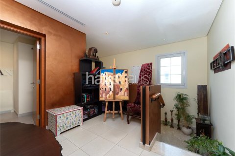 Villa in Jumeirah Village Triangle, Dubai 3 bedrooms, 279 sq.m. № 43422 - photo 10