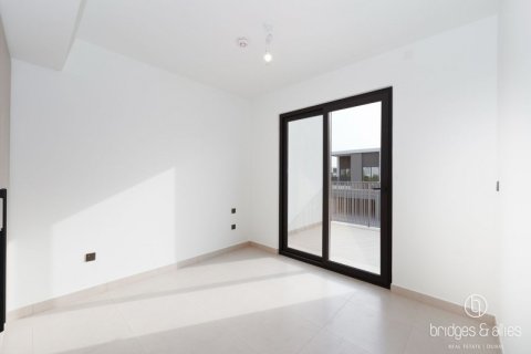 Villa en Dubai, 3 dormitorios, 140.4 m², № 77208 - foto 11