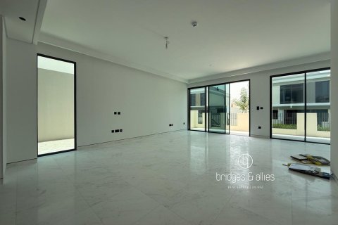 Villa en Dubai, 4 dormitorios, 432 m², № 77205 - foto 18
