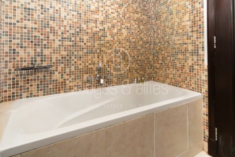 Apartamento en Old Town, Dubai, 1 dormitorio, 71.8 m², № 77196 - foto 18