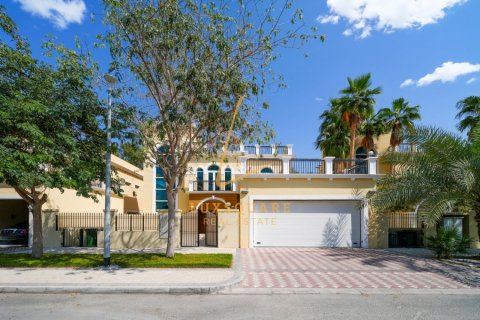 Villa en Jumeirah Park, Dubai, 4 dormitorios, 512 m², № 100620 - foto 20
