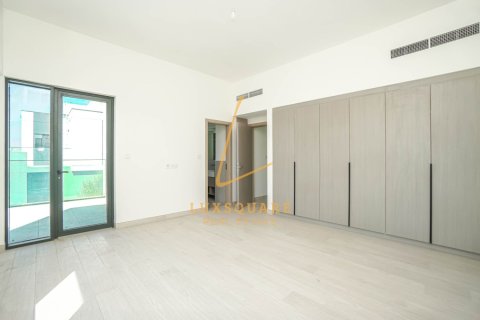 Villa en Al Furjan, Dubai, 4 dormitorios, 336 m², № 100624 - foto 12