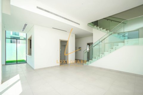 Villa en Al Furjan, Dubai, 4 dormitorios, 336 m², № 100624 - foto 2