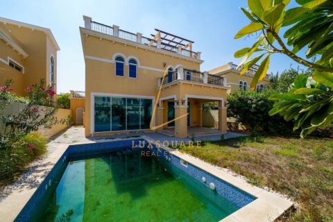 فيلا في Jumeirah Park, دبي 4 غرف نوم, 593 م² رقم 100618