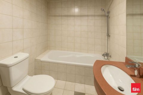 Apartment in Dubai 2 bedrooms, 121.7 sq.m. № 71898 - photo 15