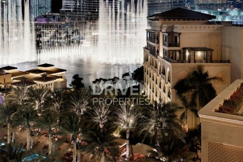 Appartement à Downtown Dubai (Downtown Burj Dubai), Dubai, 5 chambres, 819.59 m², № 136059 - photo 4
