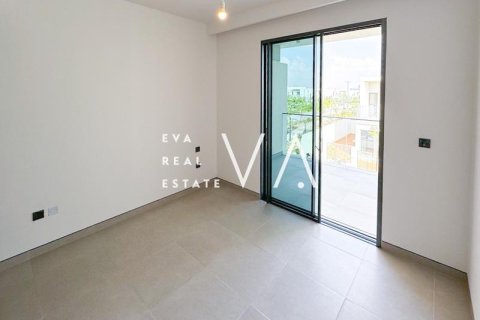 Villa in Dubai 4 bedrooms, 405.79 sq.m. № 52809 - photo 18