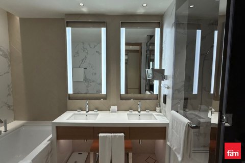 Apartment in Dubai 3 bedrooms, 146.3 sq.m. № 114486 - photo 14