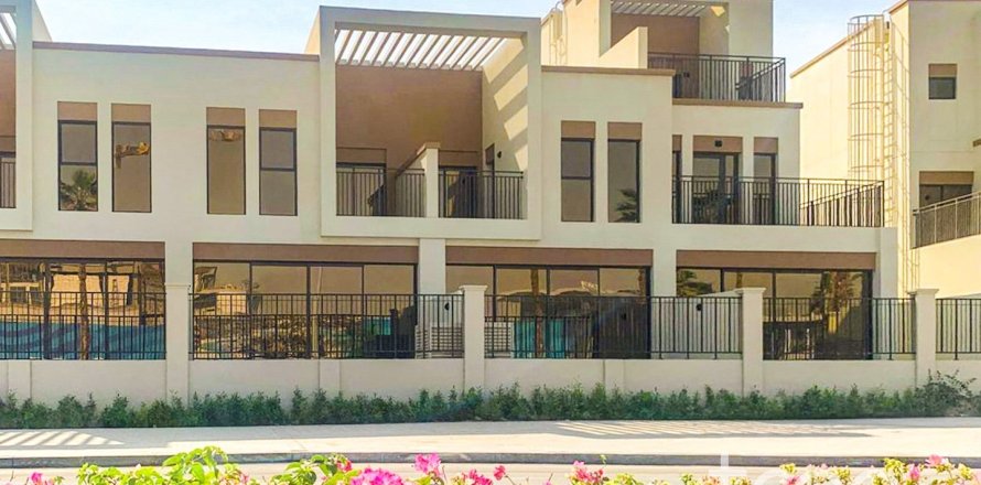 Townhouse in Damac Lagoons, Dubai 5 bedrooms, 183.48 sq.m. № 120182