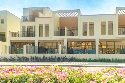 Townhouse in Damac Lagoons, Dubai 5 bedrooms, 183.48 sq.m. № 120182 - photo 3