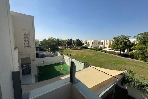 Townhouse in Mira Oasis 3, Reem, Dubai 3 bedrooms, 212.38 sq.m. № 120187 - photo 13
