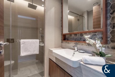 Apartment in IMPERIAL AVENUE in Downtown Dubai (Downtown Burj Dubai), Dubai 2 bedrooms, 128 sq.m. № 99131 - photo 11