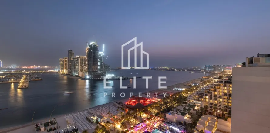 Appartement à FIVE Palm Jumeirah, Palm Jumeirah, Dubai, 4 chambres, 1318 m², № 85587