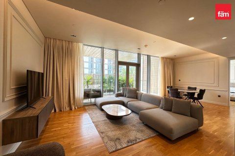 Apartment in Dubai 2 bedrooms, 140.6 sq.m. № 141548