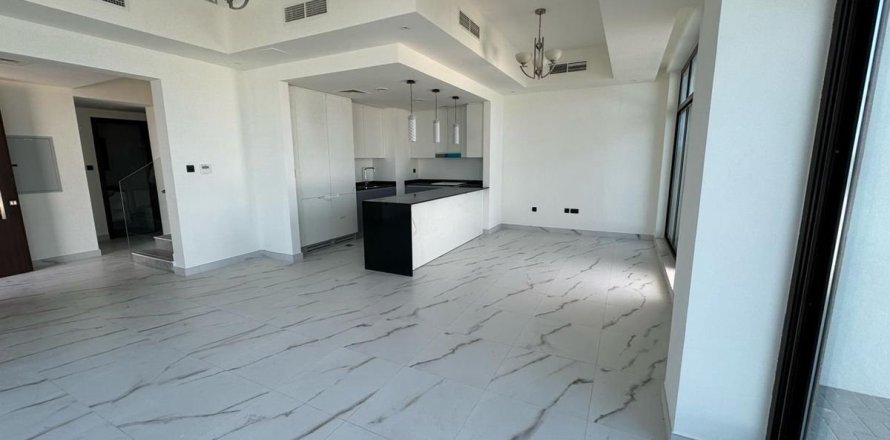 Villa in Dubai 4 bedrooms, 288 sq.m. № 141552
