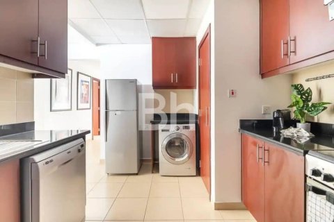 Apartment in Jumeirah Beach Residence, Dubai 2 bedrooms, 120 sq.m. № 56604 - photo 15
