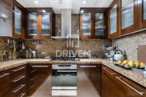 Apartment in Downtown Dubai (Downtown Burj Dubai), Dubai 2 bedrooms, 132.67 sq.m. № 125186 - photo 9