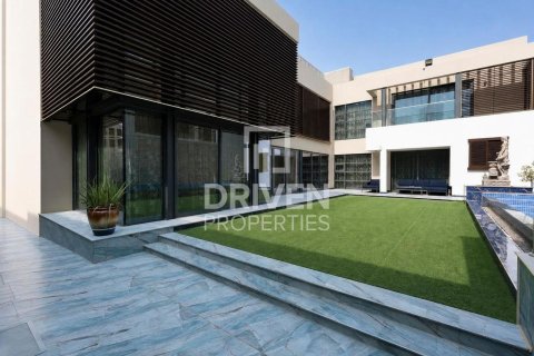 Villa en Sobha Hartland, Mohammed Bin Rashid City, Dubai, 4 dormitorios, 559.09 m², № 125185