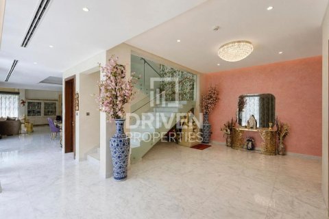 Villa en Sobha Hartland, Mohammed Bin Rashid City, Dubai, 4 dormitorios, 559.09 m², № 125185 - foto 6